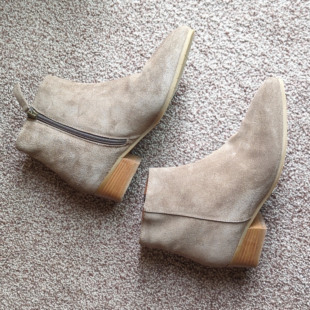 Aquatalia Booties